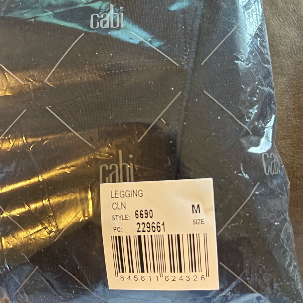 CAbi Midnight Navy Pants- Medium - NIP